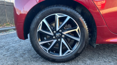 Toyota Yaris 1.5 Hybrid Design 5dr CVT Hybrid Hatchback